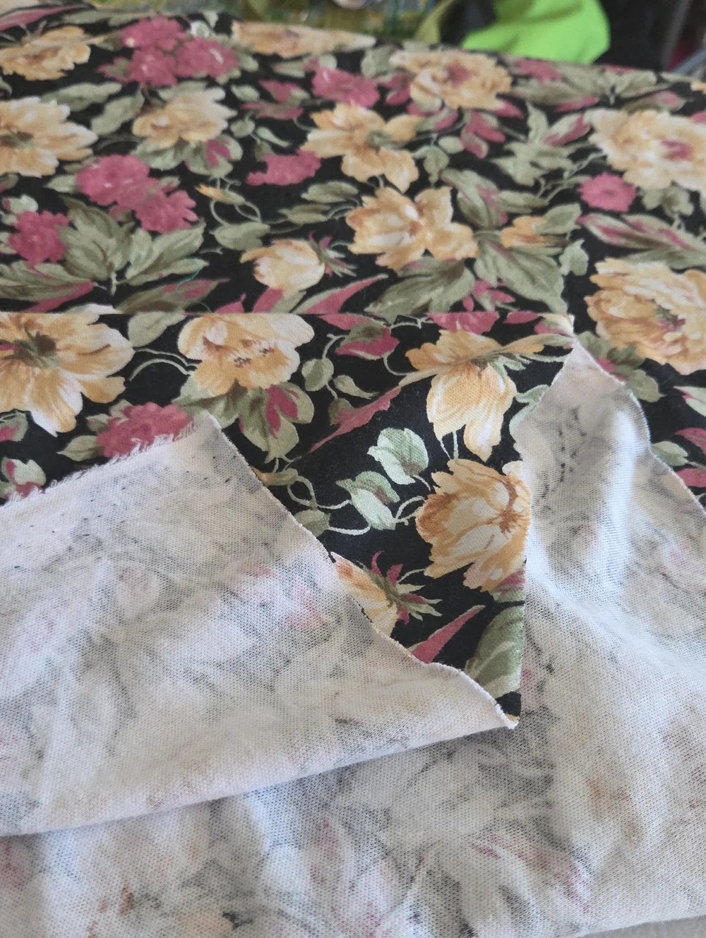 Rare  Galey & Lord Floral Flowers Knit Craft Sew Fashion Fabric 2.97 Yards